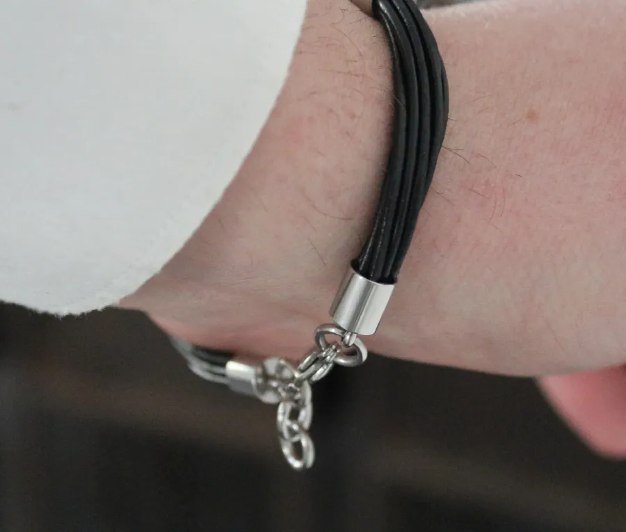 Bracelet avec Votre message Gravé.